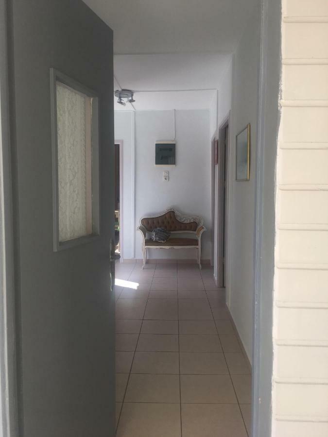 Cozy House In Argostoliヴィラ エクステリア 写真